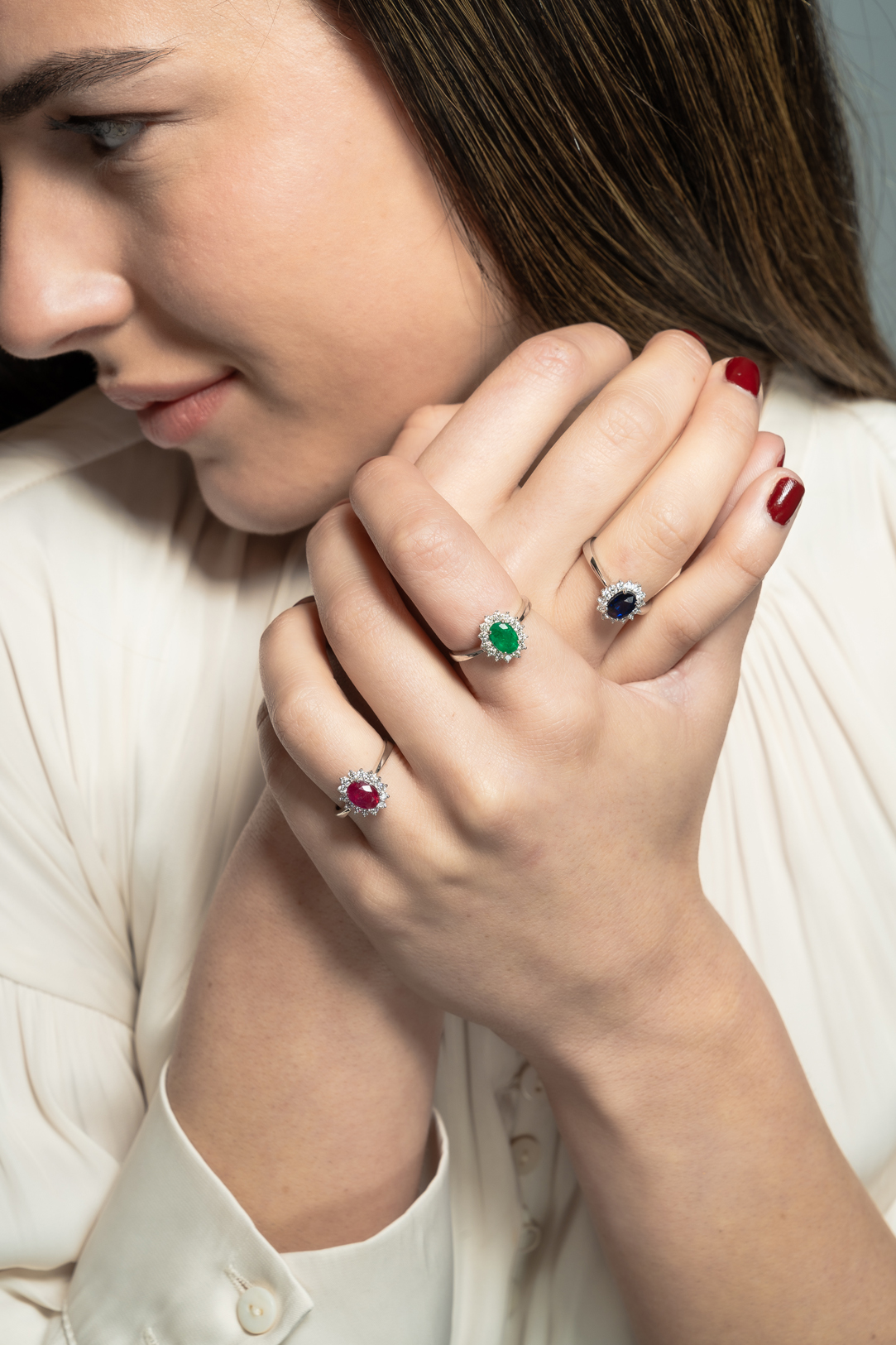 Anillo de diamantes y zafíro oro 2 Anillo de diamantes y zafíro oro - Imagen 2